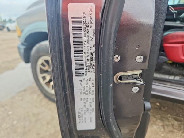 2016 RAM 1500 Rebel — VINS