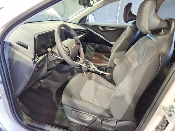 2026 KIA NIRO LX — DENT