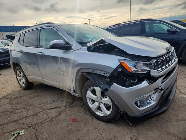 2020 JEEP COMPASS — Passenger 3/4