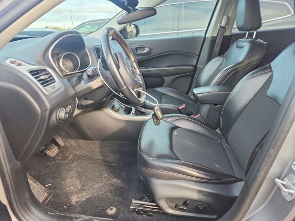 2020 JEEP COMPASS — DENT
