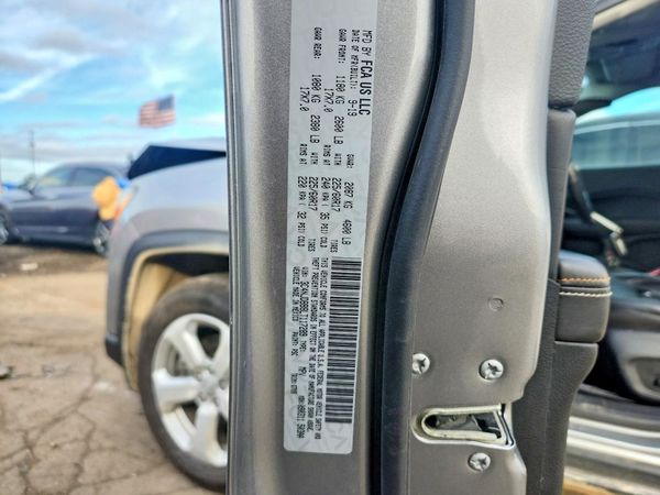 2020 JEEP COMPASS — VINS