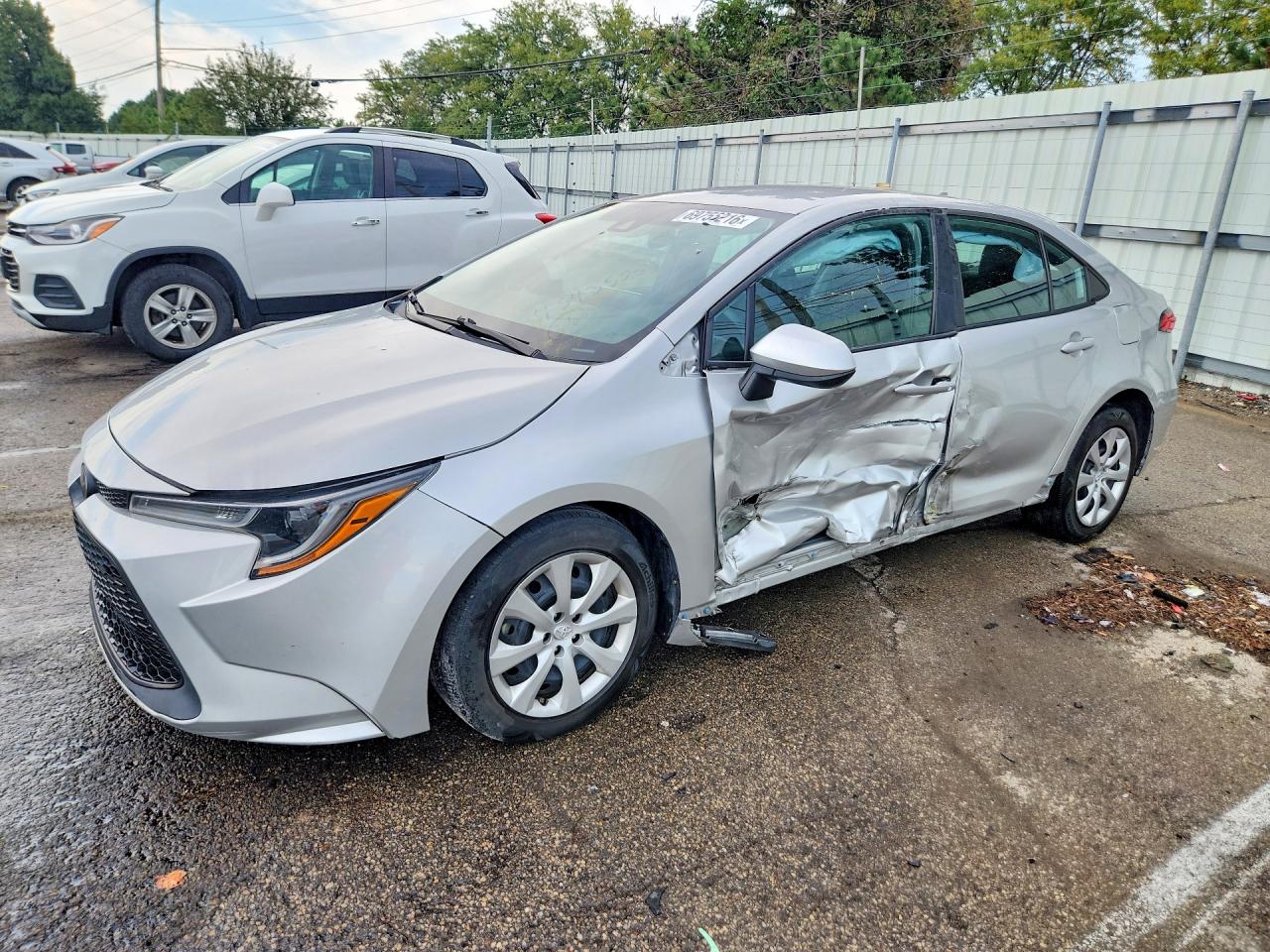 2022 TOYOTA COROLLA LE — Front 3/4