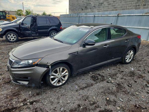 2013 KIA OPTIMA — DSFA — Front 3/4
