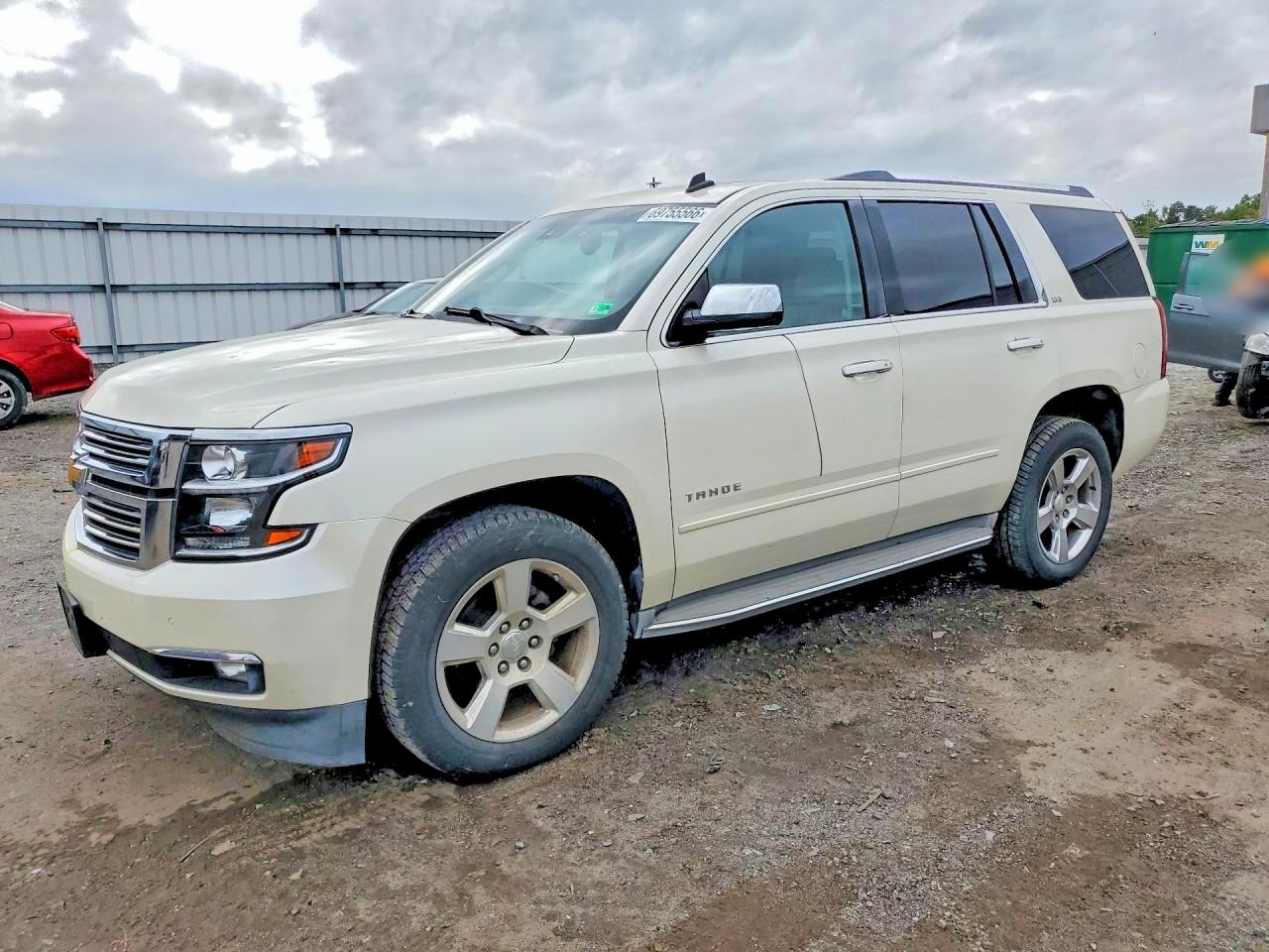 2015 CHEVROLET TAHOE LTZ — Front 3/4