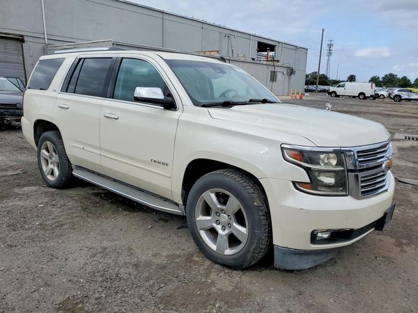 2015 CHEVROLET TAHOE LTZ — Passenger 3/4