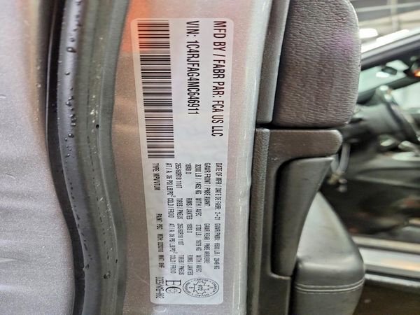 2021 JEEP GRAND CHEROKEE Laredo — VINS