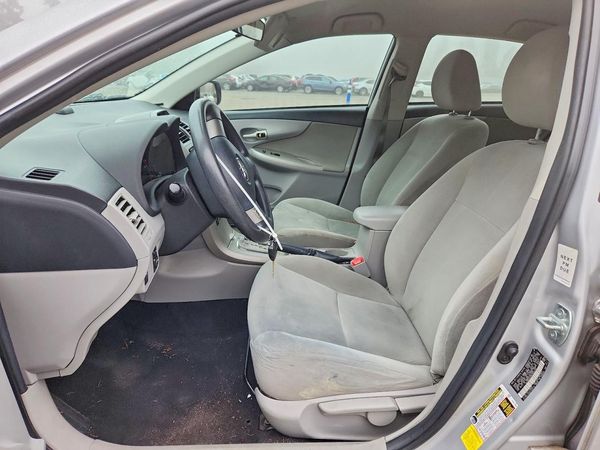 2012 TOYOTA COROLLA — DENT