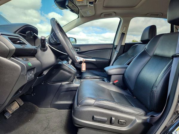 2016 HONDA CRV Touring — DENT