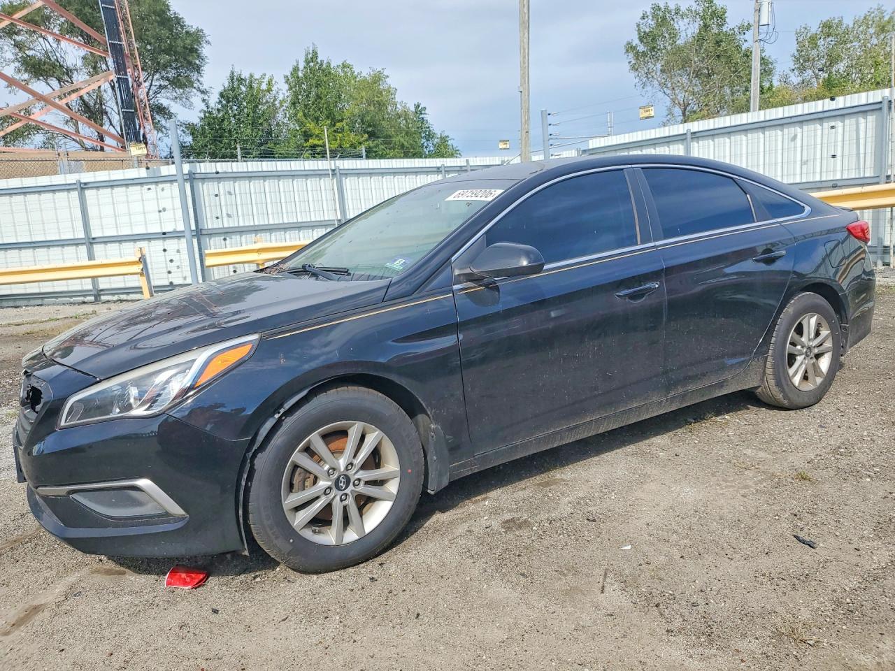 2017 HYUNDAI SONATA SE, Eco — Front 3/4