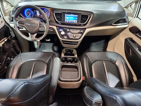 2021 CHRYSLER VOYAGER LXI — CKPT
