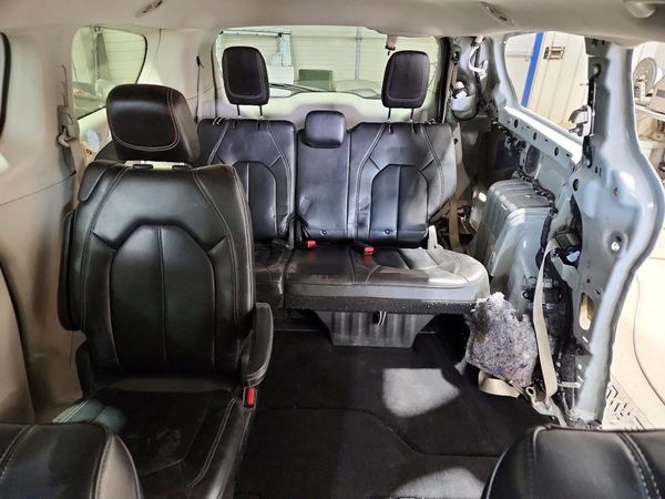 2021 CHRYSLER VOYAGER LXI — SUVN