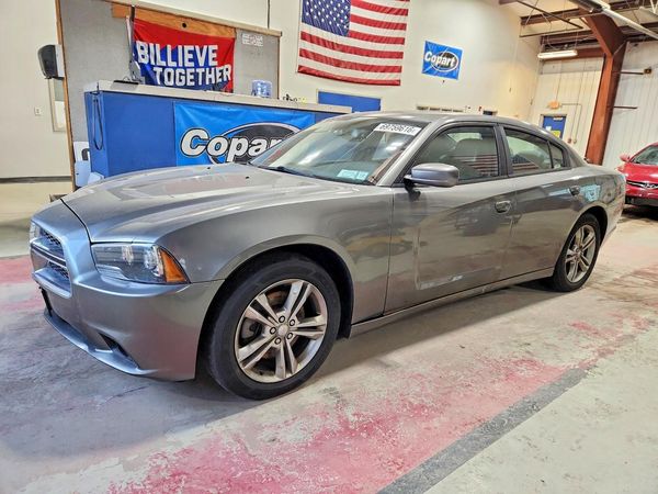 2012 DODGE CHARGER SXT — Front 3/4