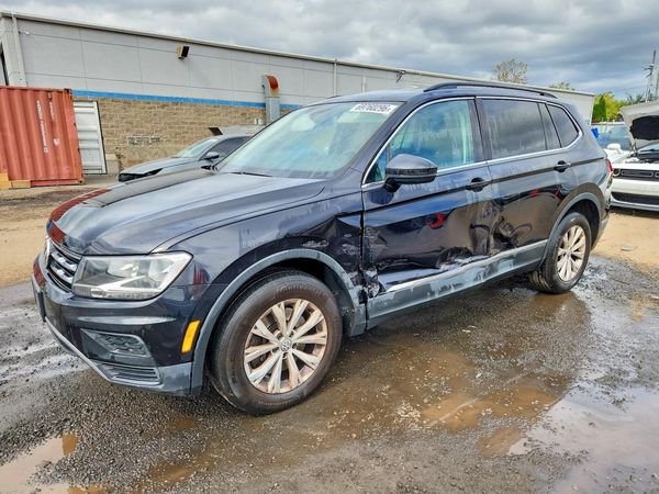2018 VOLKSWAGEN TIGUAN — DSFA — Front 3/4