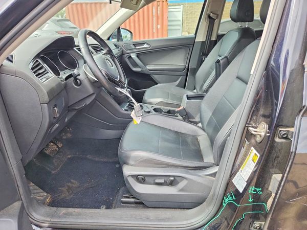 2018 VOLKSWAGEN TIGUAN SE, 4Motion SEL — DENT