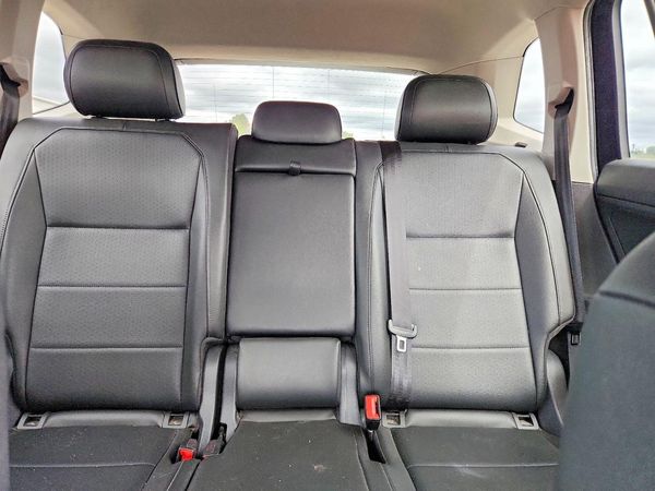 2018 VOLKSWAGEN TIGUAN SE, 4Motion SEL — SUVN