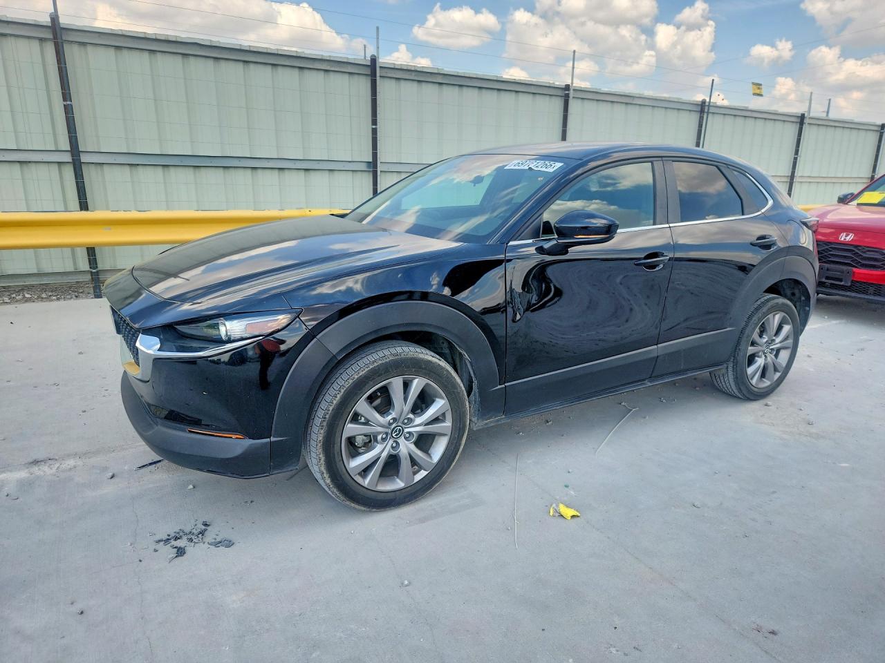 2021 MAZDA CX-30 — Front 3/4