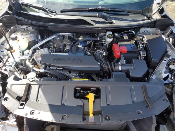 2026 NISSAN ROGUE Platinum — Engine bay