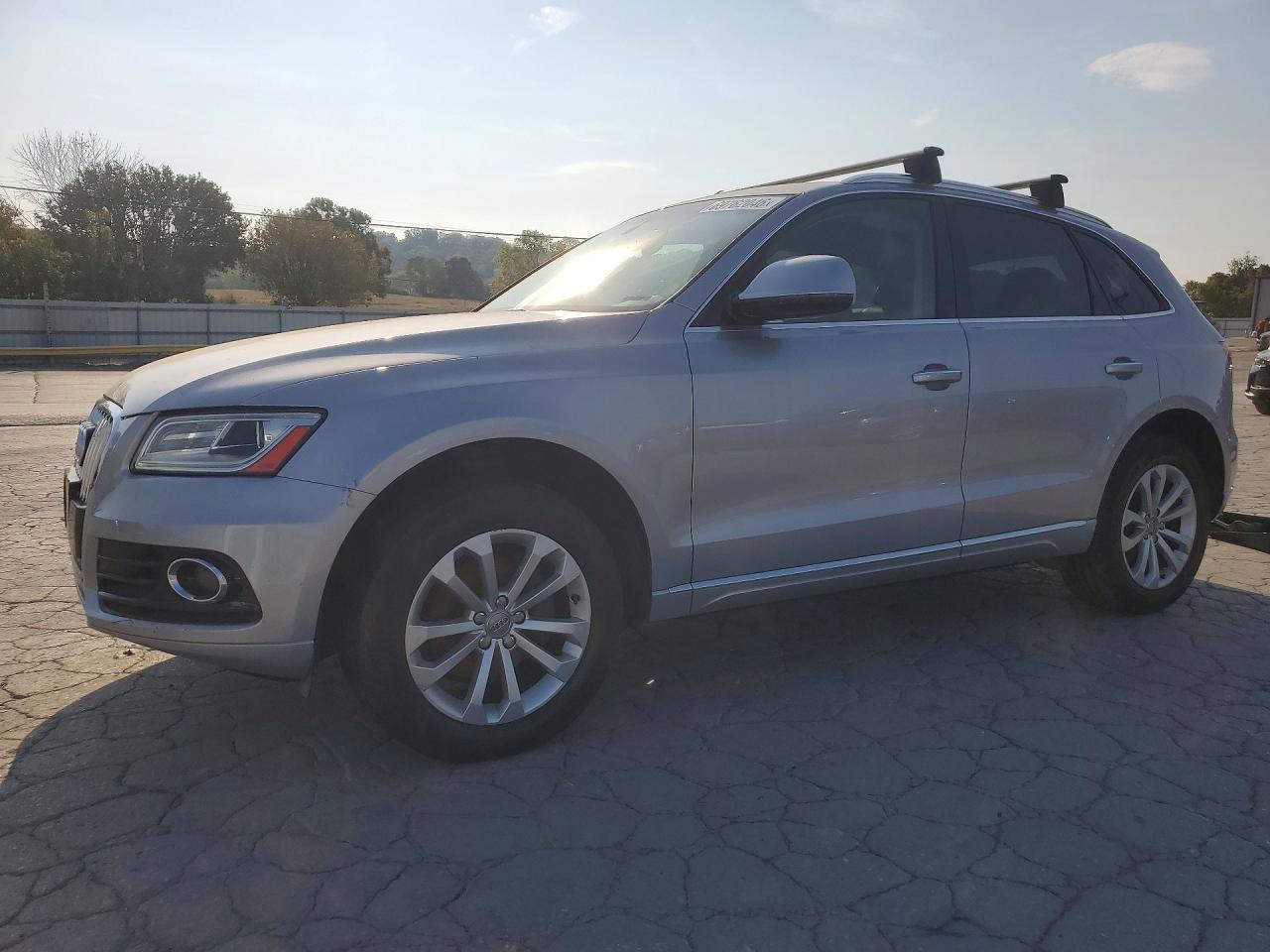 2015 AUDI Q5 — Front 3/4