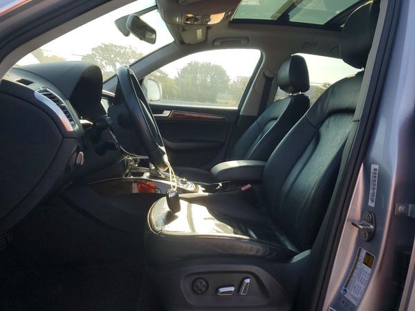 2015 AUDI Q5 — DENT