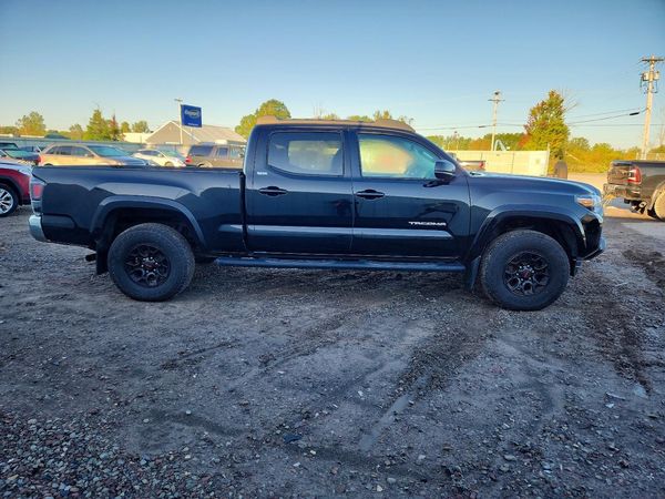 2020 TOYOTA TACOMA — LOOS