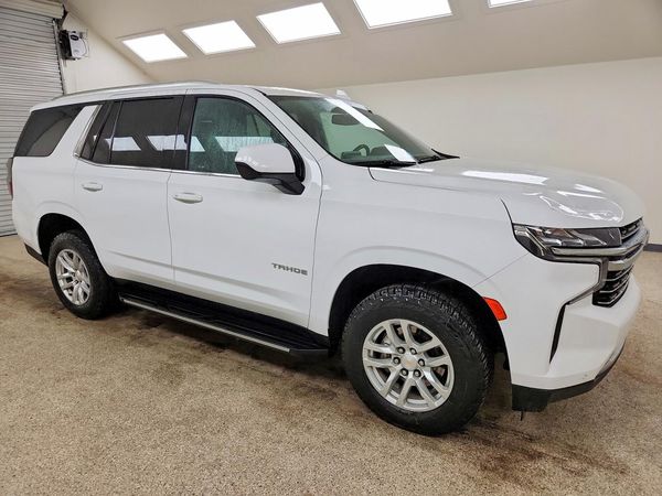 2024 CHEVROLET TAHOE LT — Passenger 3/4