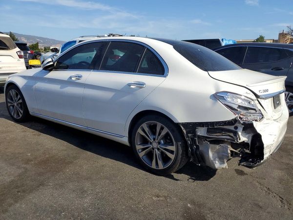 2016 MERCEDES-BENZ C C300 — DSRA