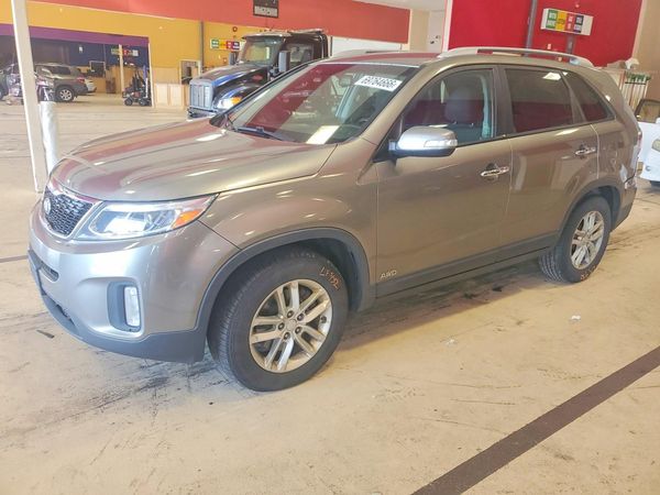 2014 KIA SORENTO — DSFA — Front 3/4