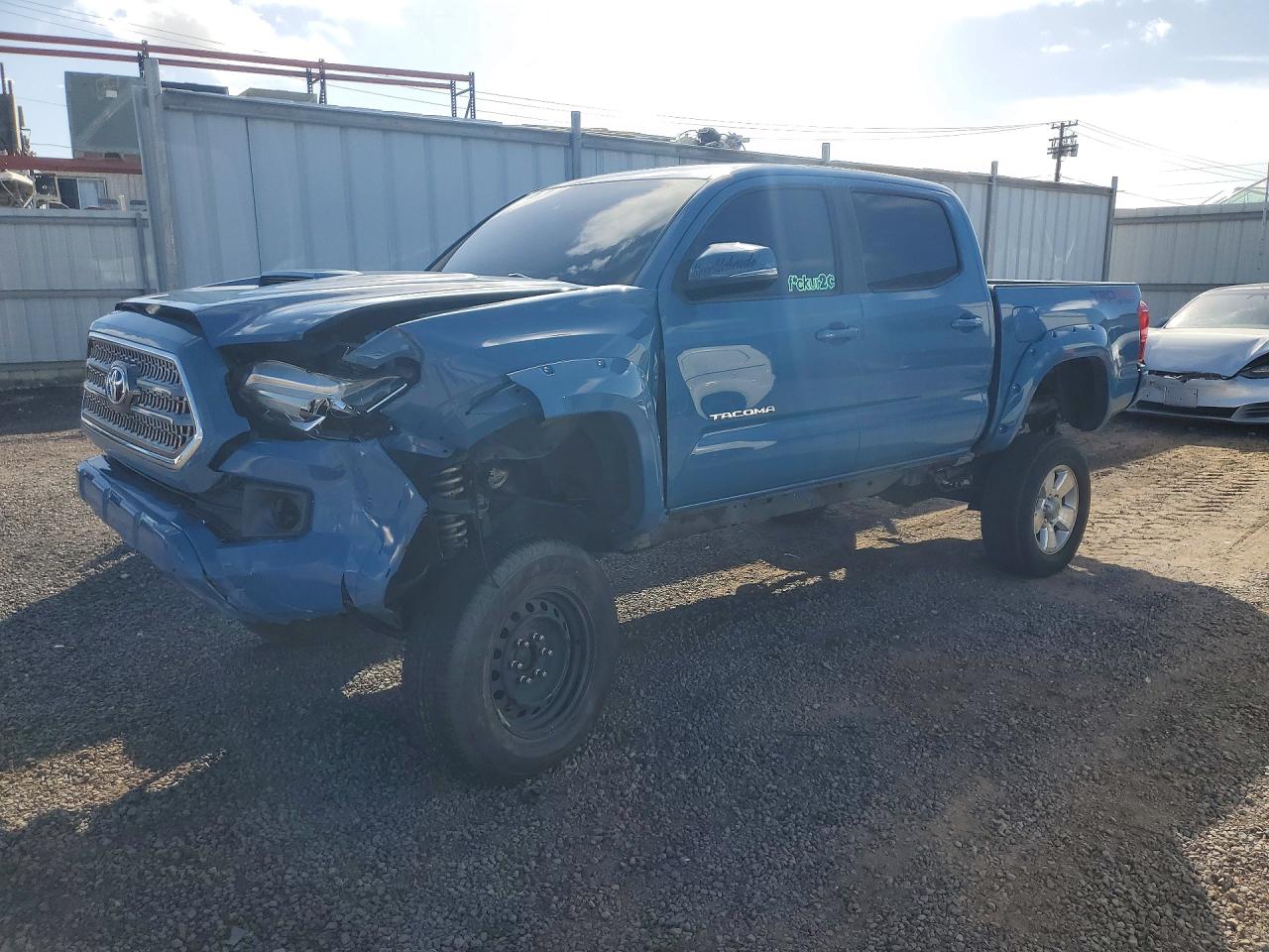 2019 TOYOTA TACOMA SR5 — Front 3/4