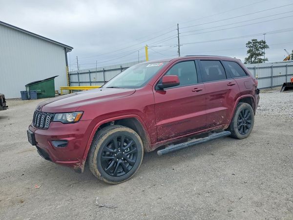 2018 JEEP GRAND CHEROKEE — Front 3/4