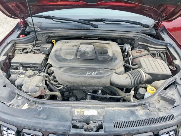 2018 JEEP GRAND CHEROKEE — Engine bay