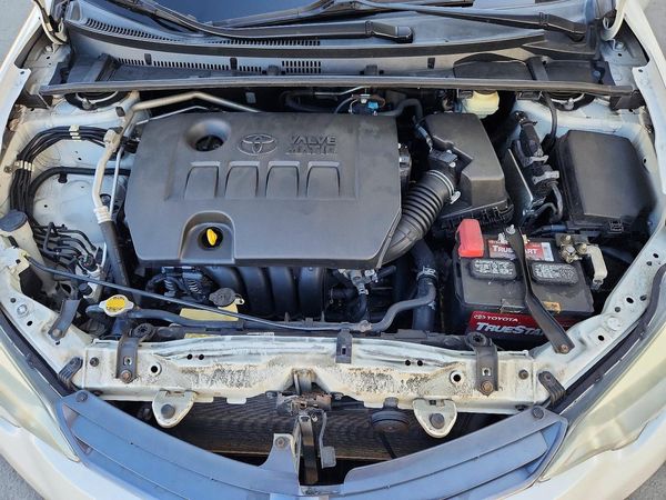 2015 TOYOTA COROLLA ECO/ECO PLUS — Engine bay