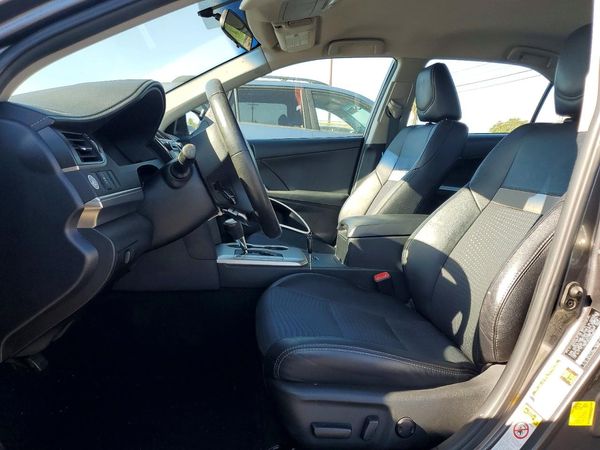 2013 TOYOTA CAMRY — DENT
