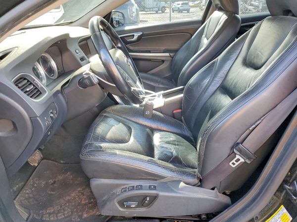 2012 VOLVO S60 — DENT