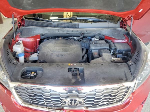 2019 KIA SORENTO EX, EX Sport — Engine bay