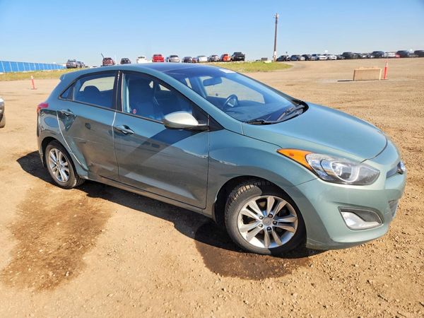 2014 HYUNDAI ELANTRA STD, Style, Tech — Passenger 3/4