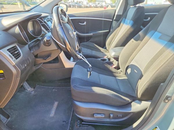 2014 HYUNDAI ELANTRA STD, Style, Tech — DENT