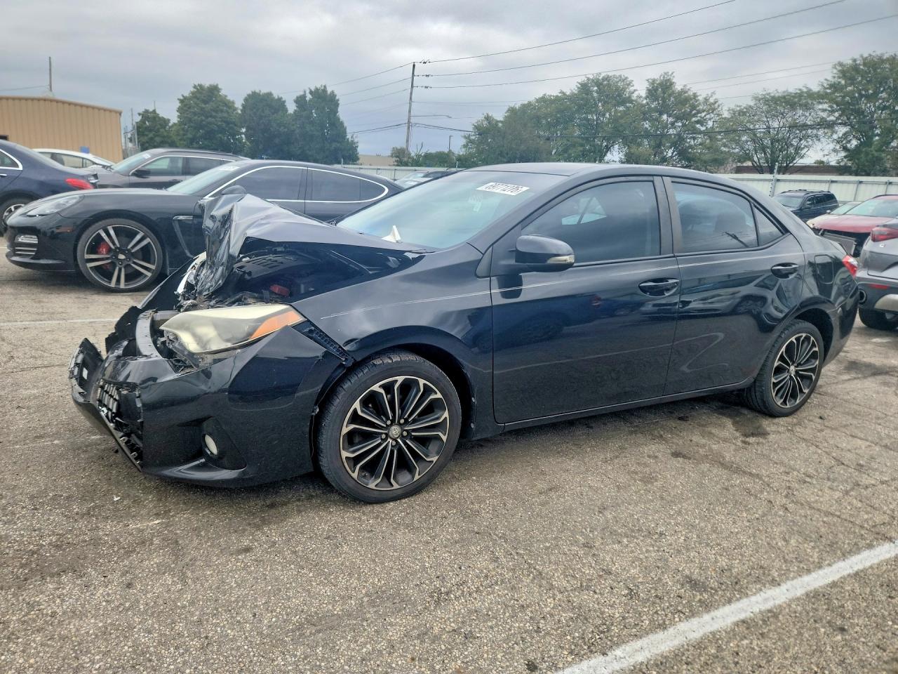 2014 TOYOTA COROLLA — Front 3/4
