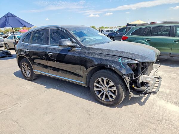 2017 AUDI Q5 quattro Premium — Passenger 3/4