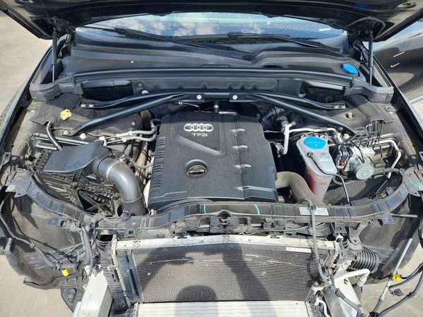 2017 AUDI Q5 quattro Premium — Engine bay