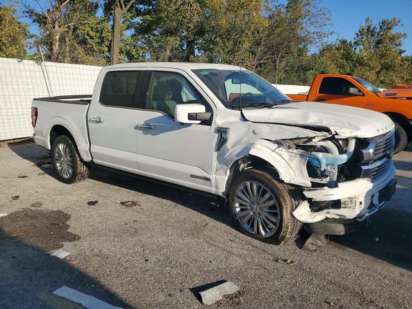2026 FORD F150 Platinum — Passenger 3/4