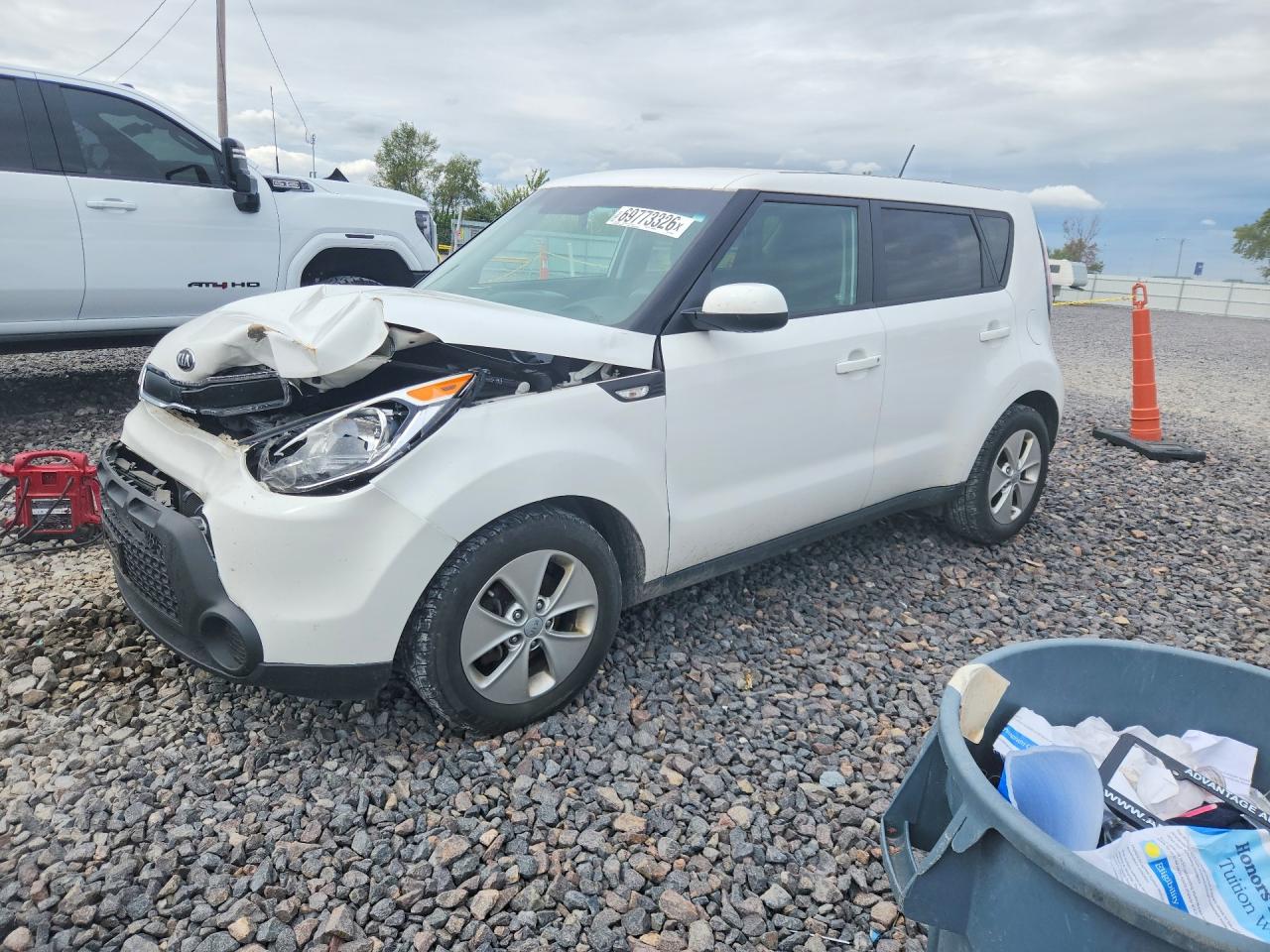 2014 KIA SOUL GL(BASE) — Front 3/4