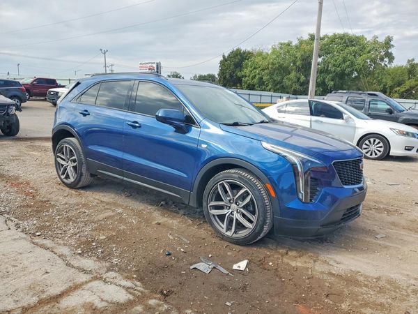 2019 CADILLAC XT4 Sport — Passenger 3/4