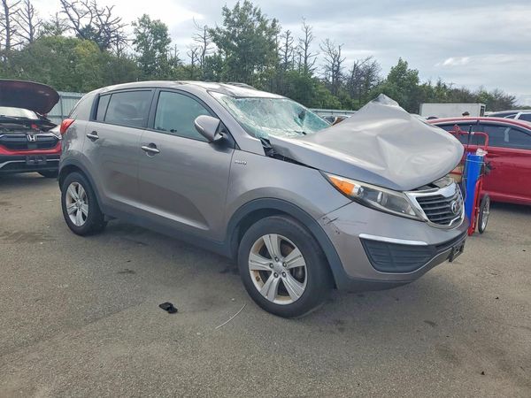 2013 KIA SPORTAGE LX — Passenger 3/4