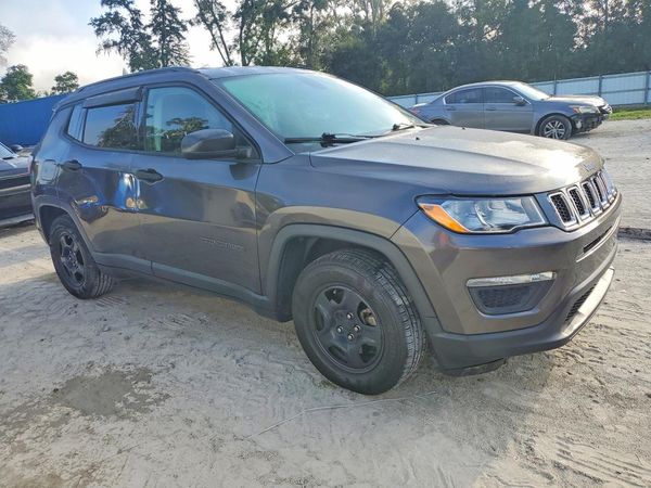 2017 JEEP COMPASS Sport — Passenger 3/4