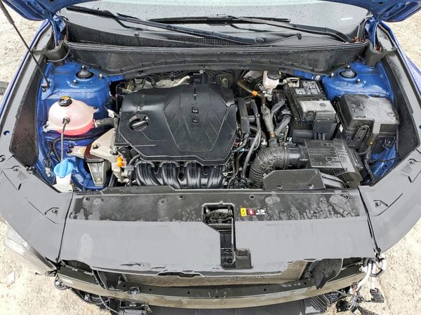 2023 HYUNDAI TUCSON — Engine bay