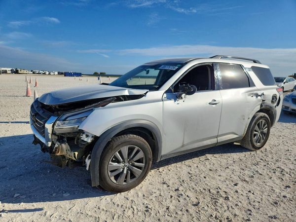 2022 NISSAN PATHFINDER — DSFA — Front 3/4