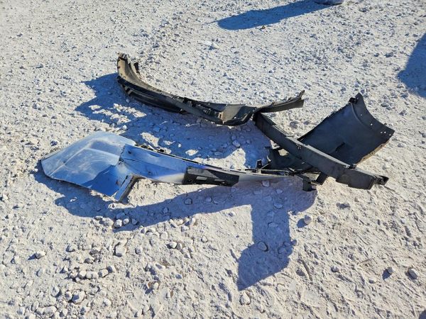 2022 NISSAN PATHFINDER SV — LOOS
