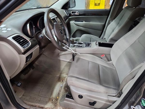 2012 JEEP CHEROKEE Laredo — DENT