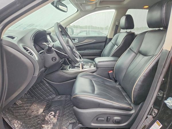 2018 INFINITI QX60 — DENT