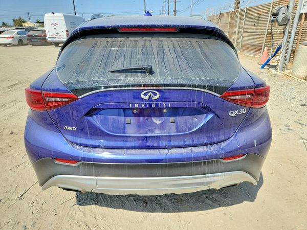2017 INFINITI QX30 — DIRR